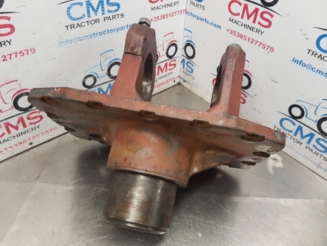 Différentiel pour Tracteur agricole Fiat Ford 60, M, F, 8360 Front Axle Differential Cover Support 5154035, 5153805: photos 8