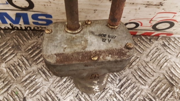 Fiat Parts Wiper Motor - Essuie-glace pour Tracteur agricole: photos 4 Fiat Parts Wiper Motor - Essuie-glace pour Tracteur agricole: photos 4