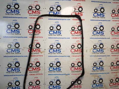 Ford 10, 30, Tw, 1000 Series, Super Q, Q Cab Door Rubber Seal Lhs D8nn9420531ac - Portière et pièces: photos 2 Ford 10, 30, Tw, 1000 Series, Super Q, Q Cab Door Rubber Seal Lhs D8nn9420531ac - Portière et pièces: photos 2