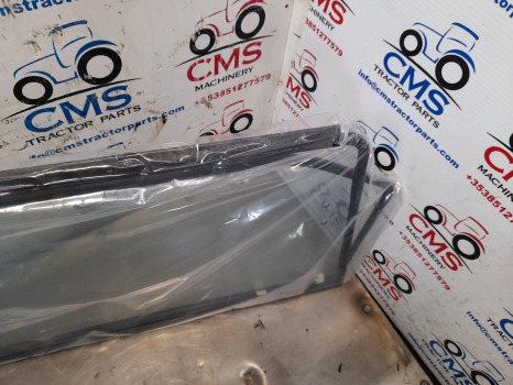 Ford 10, 600, Tw Ser 5610, Tw20 Q Cab Rear Window Kit Complete D6nn94422a12h - Fenêtre et pièces: photos 3 Ford 10, 600, Tw Ser 5610, Tw20 Q Cab Rear Window Kit Complete D6nn94422a12h - Fenêtre et pièces: photos 3