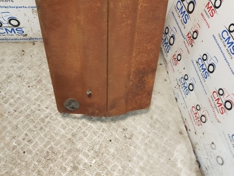 Ford 10 Series 5610 Bonnet Hood Panel 2 Holes, D3nn16626k, D4nn16626f - Capot pour Tracteur agricole: photos 3 Ford 10 Series 5610 Bonnet Hood Panel 2 Holes, D3nn16626k, D4nn16626f - Capot pour Tracteur agricole: photos 3