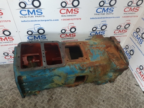Boîte de vitesse Ford 10 Series 6610 Transmission Housing E2nn7006ea, E0nn7006gc, E0nn7006ga: photos 7