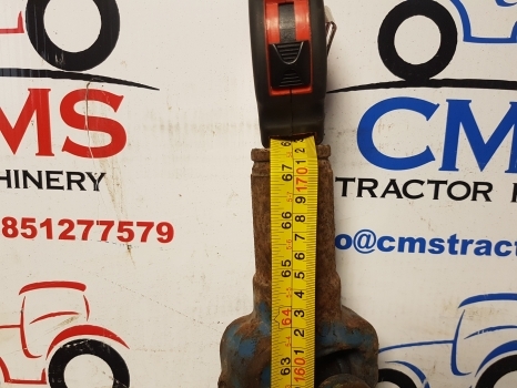 Ford 10 Series Apl 355 7610 Fwd Propeller Shaft E3nn3a425eb12b, 83946505 - Arbre à cardan pour Tracteur agricole: photos 2 Ford 10 Series Apl 355 7610 Fwd Propeller Shaft E3nn3a425eb12b, 83946505 - Arbre à cardan pour Tracteur agricole: photos 2