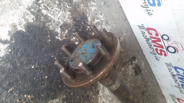 Ford 2600, 3600, 231, 233, 333, 3100, 3400 Rear Axle Half Shaft D7nn4244a - Demi arbre pour Tracteur agricole: photos 5 Ford 2600, 3600, 231, 233, 333, 3100, 3400 Rear Axle Half Shaft D7nn4244a - Demi arbre pour Tracteur agricole: photos 5