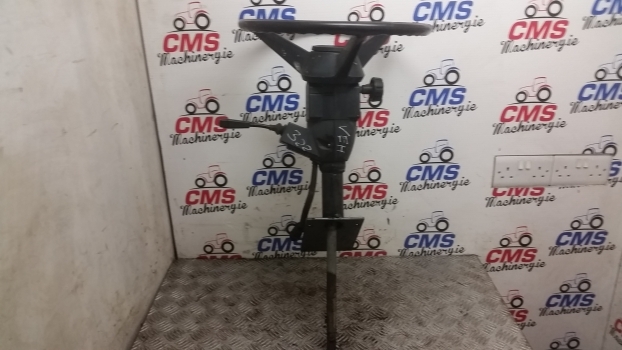 Ford 3230, 3430, 3930, 5130, 4830, 4630 Steering Column E8nn3c529da, 83982650 - Colonne de direction pour Tracteur agricole: photos 1 Ford 3230, 3430, 3930, 5130, 4830, 4630 Steering Column E8nn3c529da, 83982650 - Colonne de direction pour Tracteur agricole: photos 1