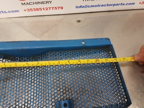 Calandre pour Tracteur agricole Ford 4610 3910, 2310, 2810, 4110 Engine Side Guard Shield Grill E0nn10n334ab11b: photos 7