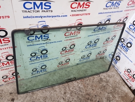 Ford 4610 Ap, Lp Cab Front Windscreen And Seal 83956746, 89403102, E3nn9403102bb - Pare-brise pour Tracteur agricole: photos 5 Ford 4610 Ap, Lp Cab Front Windscreen And Seal 83956746, 89403102, E3nn9403102bb - Pare-brise pour Tracteur agricole: photos 5