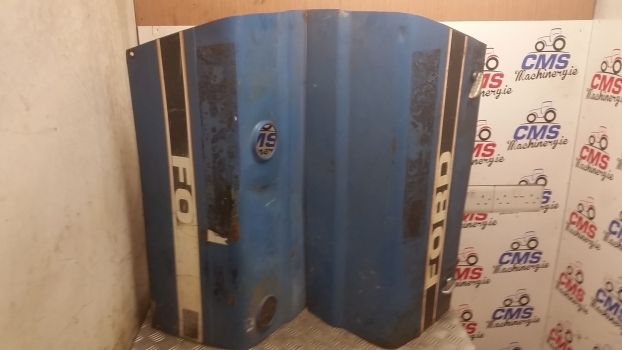 Ford 4610 Engine Hood, Pannel, Bonnet Assembly D7nn16626a, 85700572 - Capot pour Tracteur agricole: photos 2 Ford 4610 Engine Hood, Pannel, Bonnet Assembly D7nn16626a, 85700572 - Capot pour Tracteur agricole: photos 2