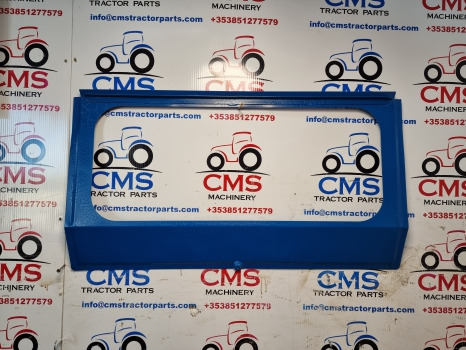 Ford 5000, 4000, 7000, 4600, 5600, 7600 Cab Back Rear Window Frame Bottom - Fenêtre et pièces: photos 1 Ford 5000, 4000, 7000, 4600, 5600, 7600 Cab Back Rear Window Frame Bottom - Fenêtre et pièces: photos 1
