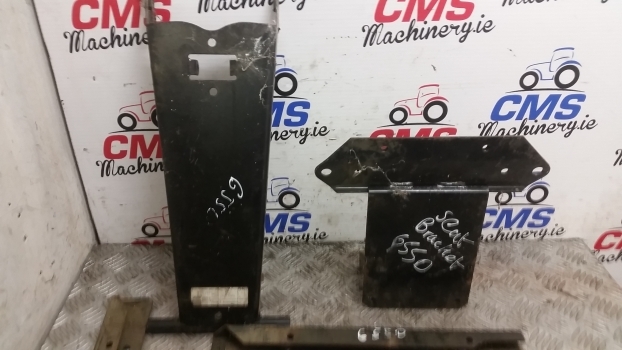 Ford 555c, 655c, 555d, 575d, 655d, 675d Seat Brackets E8nna464aa, 83971793 - Siège pour Tracteur agricole: photos 3 Ford 555c, 655c, 555d, 575d, 655d, 675d Seat Brackets E8nna464aa, 83971793 - Siège pour Tracteur agricole: photos 3