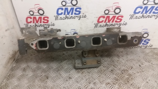 Ford 5640, 6640, 7740 Inlet Manifold 87802780 - Collecteur d'admission pour Tracteur agricole: photos 3 Ford 5640, 6640, 7740 Inlet Manifold 87802780 - Collecteur d'admission pour Tracteur agricole: photos 3