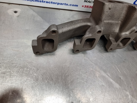 Ford 655c, 6610, 6600, 7600 Exhaust Manifold 81834263, 83959045, D3nn9430d - Système d'échappement: photos 4 Ford 655c, 6610, 6600, 7600 Exhaust Manifold 81834263, 83959045, D3nn9430d - Système d'échappement: photos 4