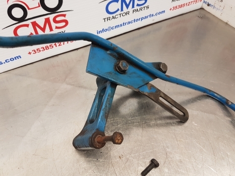 Ford 6610, 6410 Alternator Bracket E4nn10039aa, 83949802, D8nn8n096aa - Alternateur pour Tracteur agricole: photos 3 Ford 6610, 6410 Alternator Bracket E4nn10039aa, 83949802, D8nn8n096aa - Alternateur pour Tracteur agricole: photos 3