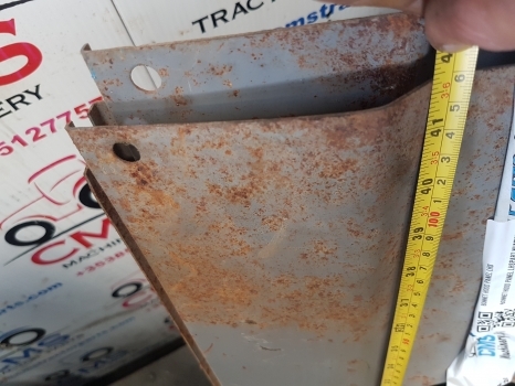 Ford 6610 Bonnet Hood Panel Lhs C7nn16626g, C5nn566af, C5nn16626am, 81815949 - Capot pour Tracteur agricole: photos 5 Ford 6610 Bonnet Hood Panel Lhs C7nn16626g, C5nn566af, C5nn16626am, 81815949 - Capot pour Tracteur agricole: photos 5