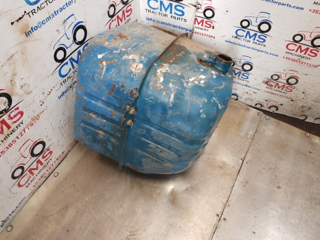 Ford 7600, 6600, 6710, 6610, 7610 Fuel Tank D5nn9002g, 83906888 - Réservoir de carburant: photos 3 Ford 7600, 6600, 6710, 6610, 7610 Fuel Tank D5nn9002g, 83906888 - Réservoir de carburant: photos 3