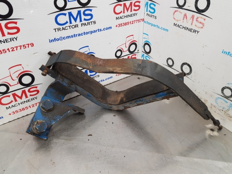 Ford 7610 5610, 6610, 6810, 7710 Sq Cab Fuel Tank Support E4nn9n204bb, 83955886 - Réservoir de carburant: photos 1 Ford 7610 5610, 6610, 6810, 7710 Sq Cab Fuel Tank Support E4nn9n204bb, 83955886 - Réservoir de carburant: photos 1