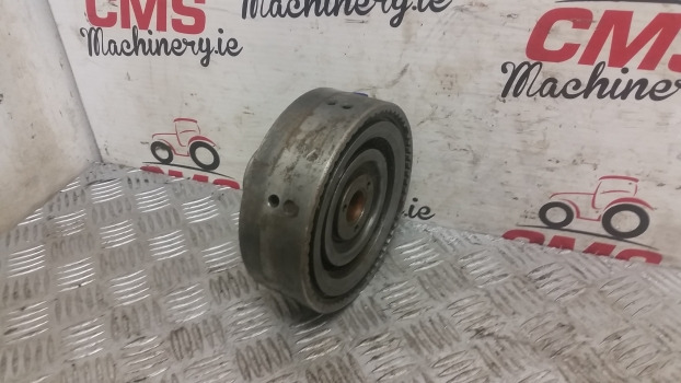 Ford 7710 Pto Clutch Pack Assembly 10, Ts Series 83924795, E0nnn707aa - Embrayage et pièces: photos 5 Ford 7710 Pto Clutch Pack Assembly 10, Ts Series 83924795, E0nnn707aa - Embrayage et pièces: photos 5