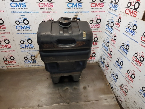 Ford 7740, 6640, 5640, Fuel Tank 82847556, E9nn9002ac, 81874135 - Réservoir de carburant: photos 2 Ford 7740, 6640, 5640, Fuel Tank 82847556, E9nn9002ac, 81874135 - Réservoir de carburant: photos 2