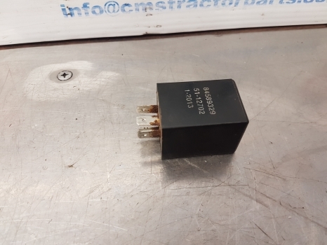Ford 7840, 6640, 7740, 8240 Time Relay F0nn14n135ba, 84589329, 81867839 - Relais pour Tracteur agricole: photos 2 Ford 7840, 6640, 7740, 8240 Time Relay F0nn14n135ba, 84589329, 81867839 - Relais pour Tracteur agricole: photos 2