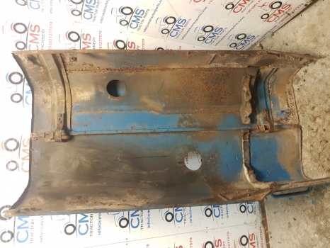Ford 7840, 8240, 8340 Bonnet Hood Panel Assy 81872176, E9nn16619ef, E9nn16618cc - Capot pour Tracteur agricole: photos 5 Ford 7840, 8240, 8340 Bonnet Hood Panel Assy 81872176, E9nn16619ef, E9nn16618cc - Capot pour Tracteur agricole: photos 5
