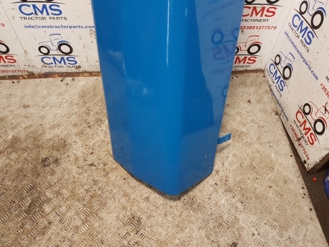 Ford 7840, 8240, 8340 Bonnet Hood Panel Lhs 81872176, E9nn16619ef - Capot pour Tracteur agricole: photos 2 Ford 7840, 8240, 8340 Bonnet Hood Panel Lhs 81872176, E9nn16619ef - Capot pour Tracteur agricole: photos 2