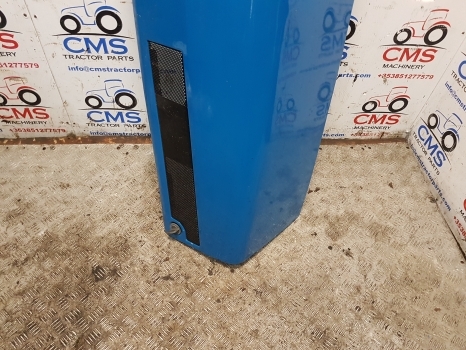 Ford 7840. 8240, 8340 Bonnet Hood Panel Rhs E9nn16618cc, E9nn16618cb, 81870591 - Capot pour Tracteur agricole: photos 2 Ford 7840. 8240, 8340 Bonnet Hood Panel Rhs E9nn16618cc, E9nn16618cb, 81870591 - Capot pour Tracteur agricole: photos 2