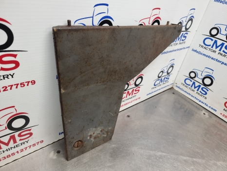 Ford 7840, 8240, 8340, Steering Side Cover Lh E9nn94043k93ba, 81864797 - Cabine et intérieur: photos 2 Ford 7840, 8240, 8340, Steering Side Cover Lh E9nn94043k93ba, 81864797 - Cabine et intérieur: photos 2