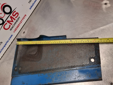 Ford 7910, 7810, 8210 Engine Side Guard, Shield Grill F0nn10n333aa11b - Calandre: photos 4 Ford 7910, 7810, 8210 Engine Side Guard, Shield Grill F0nn10n333aa11b - Calandre: photos 4