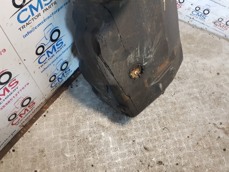 Ford 8240, 8340, 7840 Fuel Tank E9nn9002bc, E9nn9002bb, 82847557 - Réservoir de carburant: photos 5 Ford 8240, 8340, 7840 Fuel Tank E9nn9002bc, E9nn9002bb, 82847557 - Réservoir de carburant: photos 5