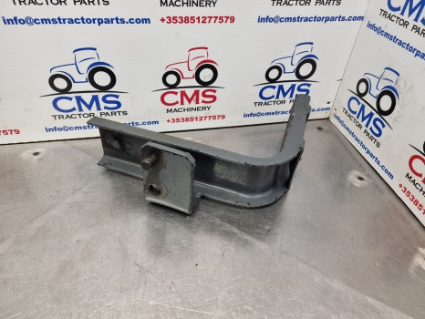 Ford 8340, 40 Series,fuel Tank Support Bracket Front E9nn9053ba14m, 83998744 - Réservoir de carburant: photos 4 Ford 8340, 40 Series,fuel Tank Support Bracket Front E9nn9053ba14m, 83998744 - Réservoir de carburant: photos 4