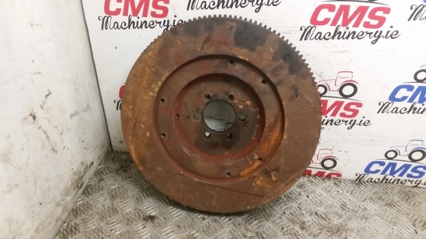 Ford New Holland 40, Ts, 7840 Engine Flywheel Assembly E9nn6375cb, 81866593 - Volant moteur pour Tracteur agricole: photos 2 Ford New Holland 40, Ts, 7840 Engine Flywheel Assembly E9nn6375cb, 81866593 - Volant moteur pour Tracteur agricole: photos 2