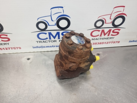 Ford New Holland, Massey Ferguson, Danfos Steering Orbital Unit Valve 150g1049 - Commande de gouvernail: photos 2 Ford New Holland, Massey Ferguson, Danfos Steering Orbital Unit Valve 150g1049 - Commande de gouvernail: photos 2