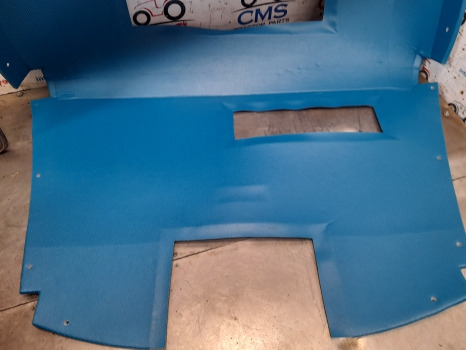Ford Q Cab Roof Lining 2600, 3600, 6600, 7910, 8210, 5610 D8nn9451968bb - Cabine et intérieur: photos 2 Ford Q Cab Roof Lining 2600, 3600, 6600, 7910, 8210, 5610 D8nn9451968bb - Cabine et intérieur: photos 2