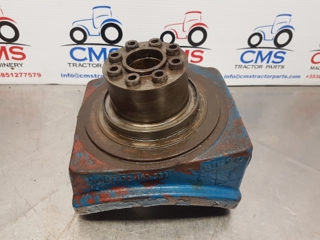 Ford Tw15, Tw25, 8210, 7910 Front Axle Swivel Housing Rhs Zp4472353331, 83945667 - Fusée d'essieu pour Tracteur agricole: photos 5 Ford Tw15, Tw25, 8210, 7910 Front Axle Swivel Housing Rhs Zp4472353331, 83945667 - Fusée d'essieu pour Tracteur agricole: photos 5