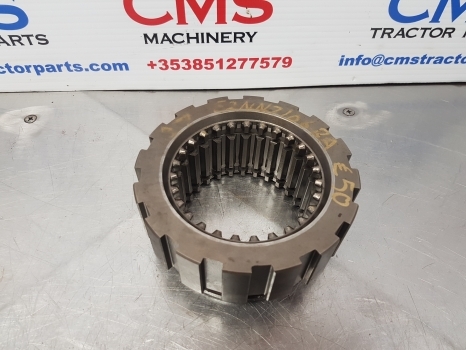 Ford Tw5, Tw35, 8530, 8730, Tw, 30 S. Coupling Sliding Gear 83933554, D8nn7106ca - Arbre à cardan pour Tracteur agricole: photos 5 Ford Tw5, Tw35, 8530, 8730, Tw, 30 S. Coupling Sliding Gear 83933554, D8nn7106ca - Arbre à cardan pour Tracteur agricole: photos 5