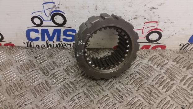 Ford Tw5 - Tw35, 8530 - 8730, Tw, 30 Series Coupling Sliding Gear E2nn7106ba - Transmission: photos 1 Ford Tw5 - Tw35, 8530 - 8730, Tw, 30 Series Coupling Sliding Gear E2nn7106ba - Transmission: photos 1