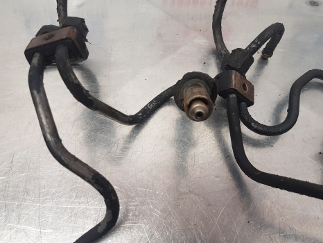 Hyundai Robex R140lc-9a Fuel Line, Pipes Kit Zuac-00387, Zuac-00394 - Système de carburant pour Machine agricole: photos 5 Hyundai Robex R140lc-9a Fuel Line, Pipes Kit Zuac-00387, Zuac-00394 - Système de carburant pour Machine agricole: photos 5