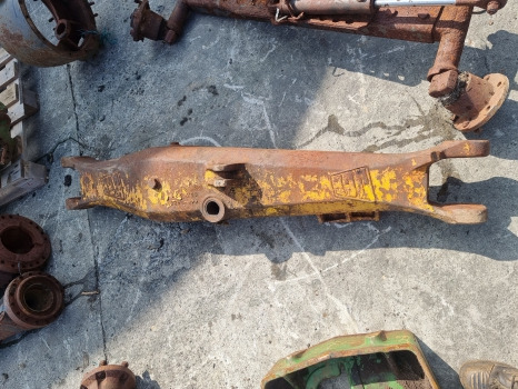 Jcb 3cx, 4cx, Front Axle Housing Beam 448/04801p, 448/04801, 44805001 - Essieu avant: photos 1 Jcb 3cx, 4cx, Front Axle Housing Beam 448/04801p, 448/04801, 44805001 - Essieu avant: photos 1