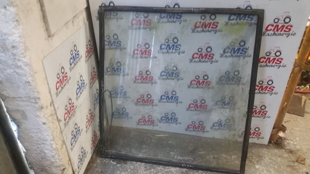 Jcb 410 Loader Cab Front Window Windscreen. Please Check By Photos. - Pare-brise pour Chargeuse sur pneus: photos 2 Jcb 410 Loader Cab Front Window Windscreen. Please Check By Photos. - Pare-brise pour Chargeuse sur pneus: photos 2