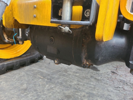 Jcb 542-70 Ag Front Axle Differential Unit Complete 458/m6510, 458/m7488 - Essieu avant: photos 1 Jcb 542-70 Ag Front Axle Differential Unit Complete 458/m6510, 458/m7488 - Essieu avant: photos 1