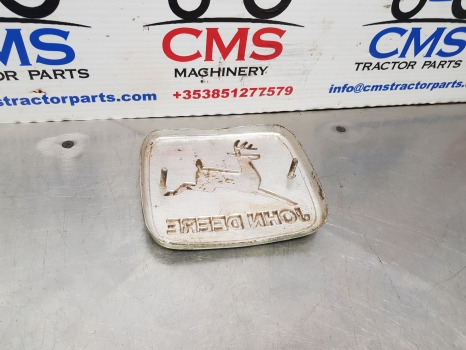 John Deere 3050, 3040, 40, 55 , 50series, Front Bonnet Medallion, Badge L36573 - Carrosserie et extérieur pour Machine agricole: photos 3 John Deere 3050, 3040, 40, 55 , 50series, Front Bonnet Medallion, Badge L36573 - Carrosserie et extérieur pour Machine agricole: photos 3