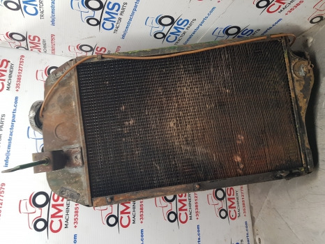 Radiateur John Deere 3130, 3030, 2840, 3120 Engine Water Cooling Radiator At26474, Al24115: photos 7
