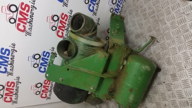 John Deere 3350, 2250 Air Cleaner And Hydraulic Reservoir Al55540, Al66857 - Filtre à air pour Tracteur agricole: photos 3 John Deere 3350, 2250 Air Cleaner And Hydraulic Reservoir Al55540, Al66857 - Filtre à air pour Tracteur agricole: photos 3