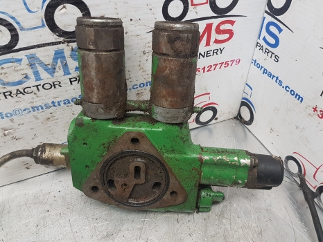 John Deere 6000 Series 6400 Hydraulic Spool Valve Al75842, 8506e - Hydraulique: photos 2 John Deere 6000 Series 6400 Hydraulic Spool Valve Al75842, 8506e - Hydraulique: photos 2
