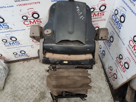 John Deere 6115m Seat Mechanical Suspended Bl165295, Al212665, Bl15278 - Siège pour Tracteur agricole: photos 4 John Deere 6115m Seat Mechanical Suspended Bl165295, Al212665, Bl15278 - Siège pour Tracteur agricole: photos 4