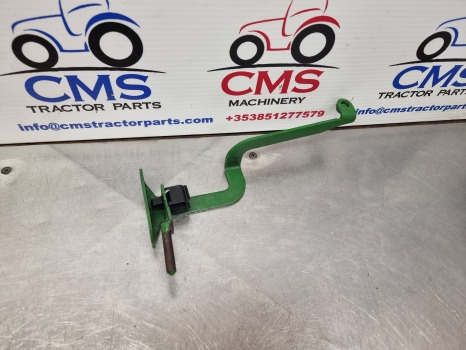 John Deere 6145r, 6m, 6r Series, Side Panel Hinge Rhs Al212820 - Carrosserie et extérieur: photos 3 John Deere 6145r, 6m, 6r Series, Side Panel Hinge Rhs Al212820 - Carrosserie et extérieur: photos 3