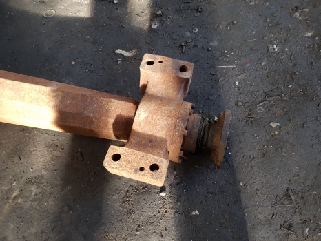 John Deere 6210r Front Axle Suspension Bracket L204767, L206438, L213495 - Suspension pour Tracteur agricole: photos 5 John Deere 6210r Front Axle Suspension Bracket L204767, L206438, L213495 - Suspension pour Tracteur agricole: photos 5