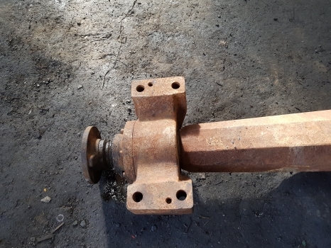 John Deere 6210r Front Axle Suspension Bracket L204767, L206438, L213495 - Suspension pour Tracteur agricole: photos 2 John Deere 6210r Front Axle Suspension Bracket L204767, L206438, L213495 - Suspension pour Tracteur agricole: photos 2