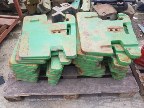 John Deere 6m, 6rseries, Front Weight Slice 50kg L38451 - Contrepoids: photos 1 John Deere 6m, 6rseries, Front Weight Slice 50kg L38451 - Contrepoids: photos 1