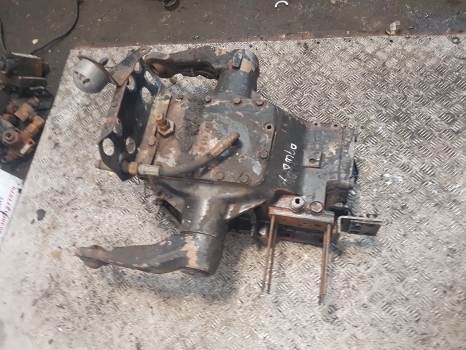 Lamborghini 1106 Same Silver Lift Cover Assy 9107.110.0, 0.9107.110.0/50 - Hydraulique pour Tracteur agricole: photos 5 Lamborghini 1106 Same Silver Lift Cover Assy 9107.110.0, 0.9107.110.0/50 - Hydraulique pour Tracteur agricole: photos 5